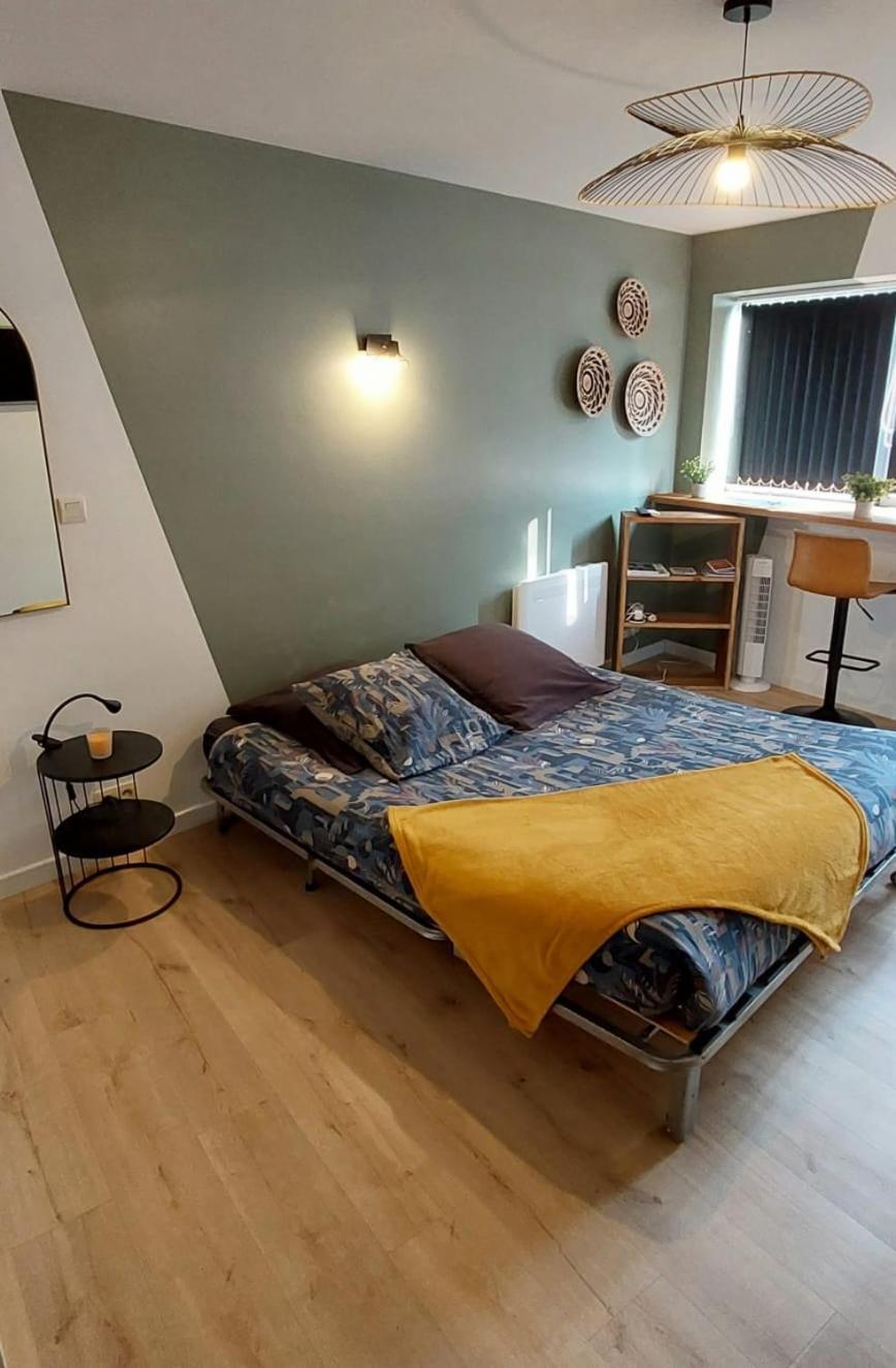 Vannes: Charmant Studio Sur Le Port Экстерьер фото